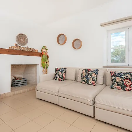 Casa Do Pomar * Sesimbra